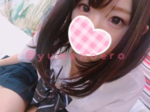制服裏垢女子